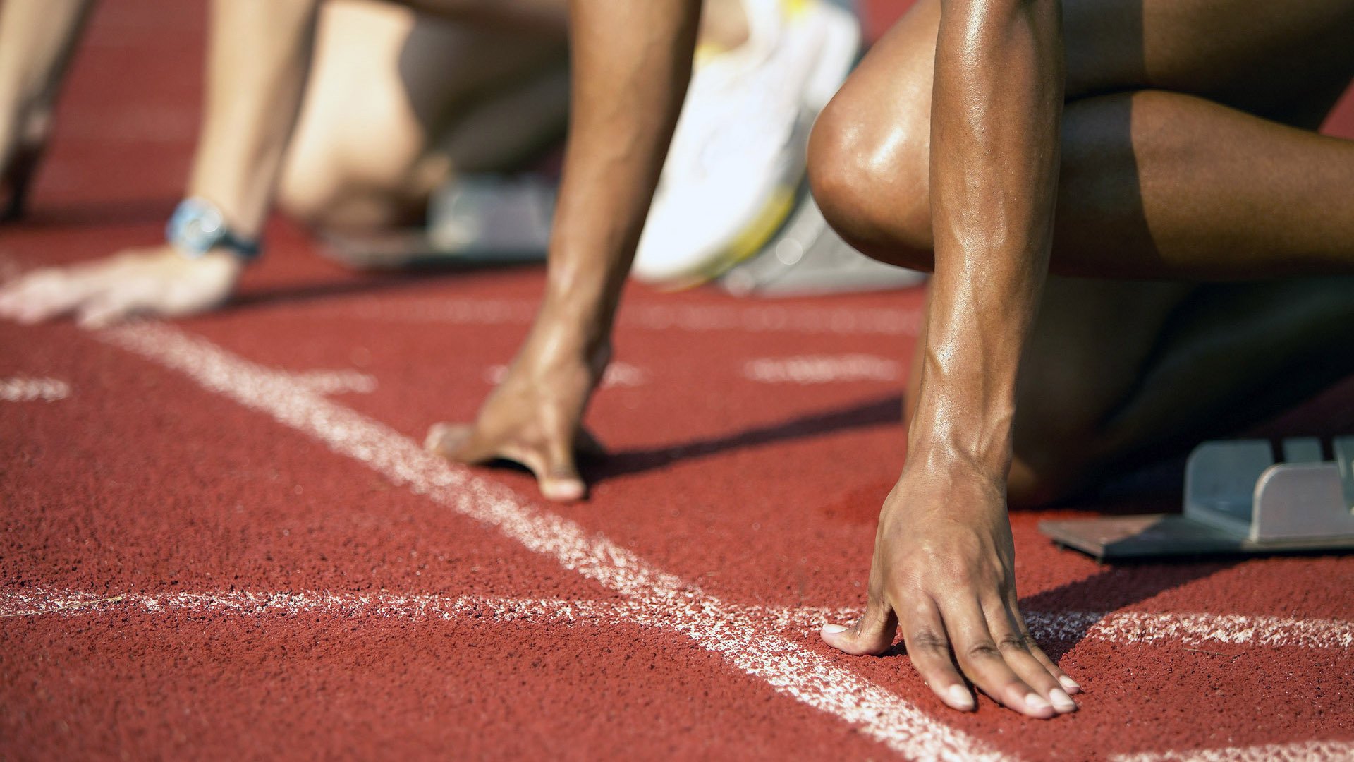 “血脉喷张：荒野追逐赛段中的生与死”