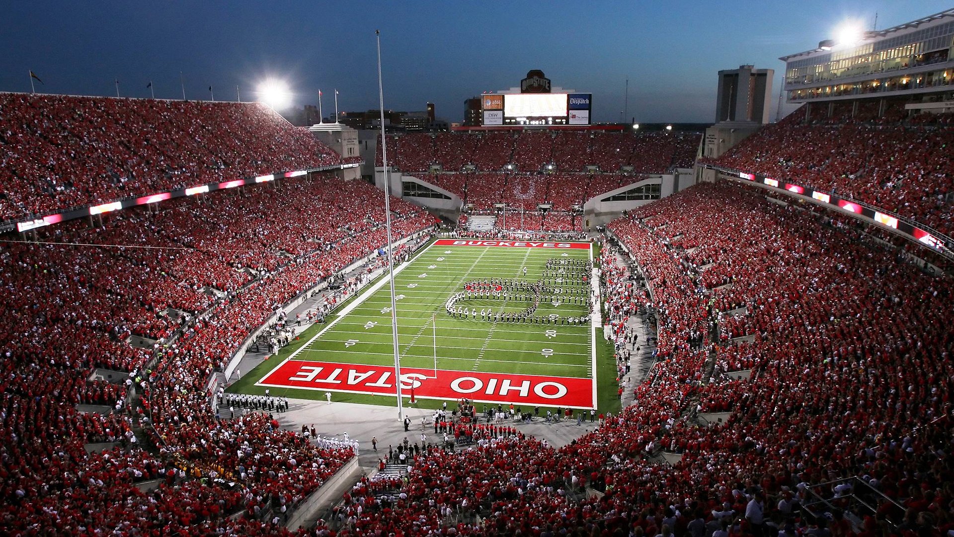 史上最高薪资合约签约,联盟新纪录花落谁家?,最高薪酬